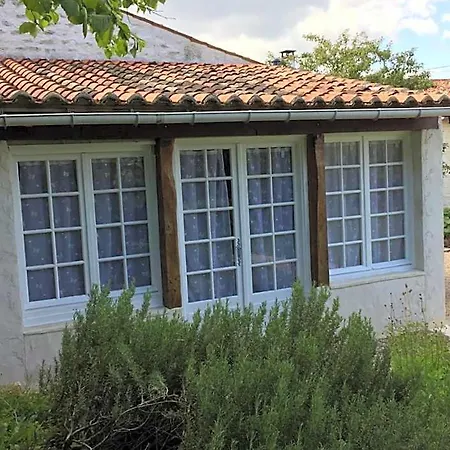Campagn'art Oda ve Kahvaltı Les Fosses